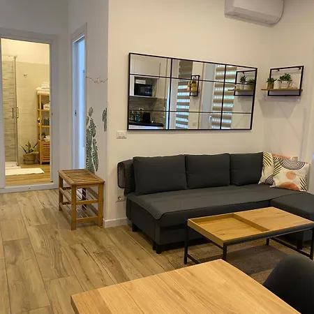 Zefiro Apartment *