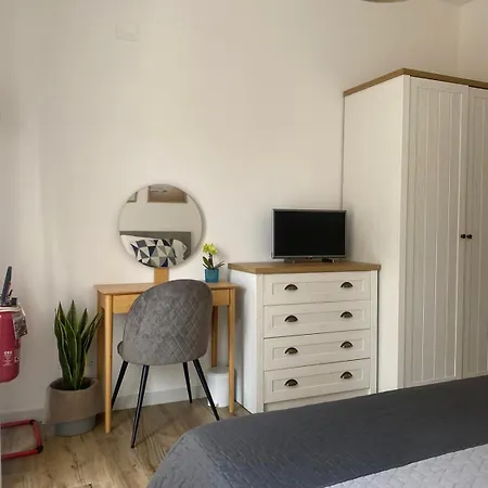 Zefiro Apartment